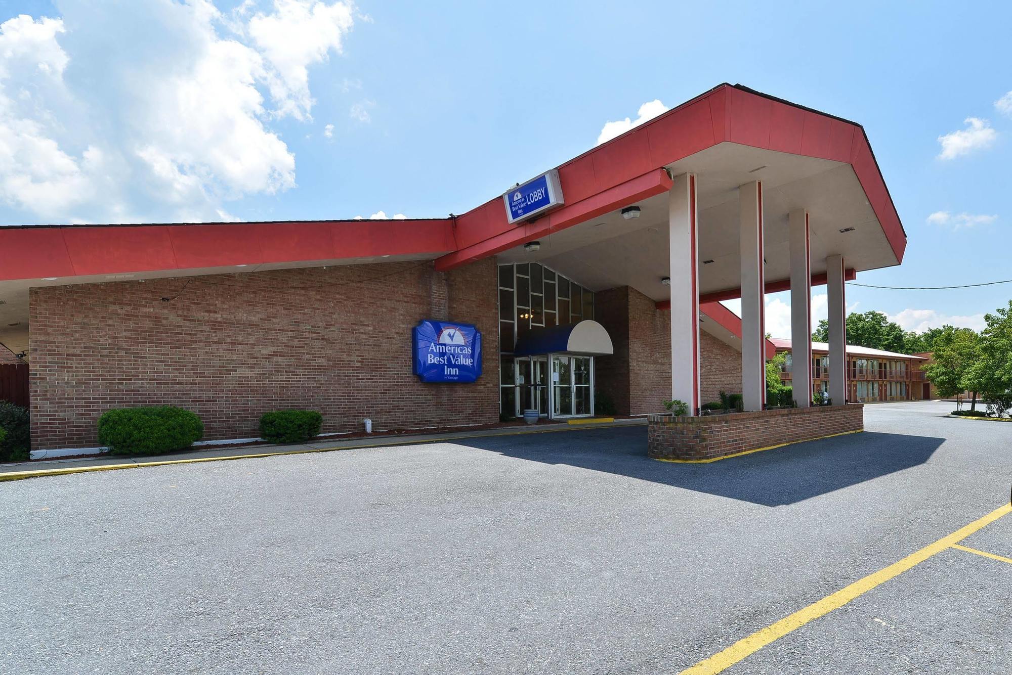 Red Roof Inn Marion, Va Eksteriør bilde